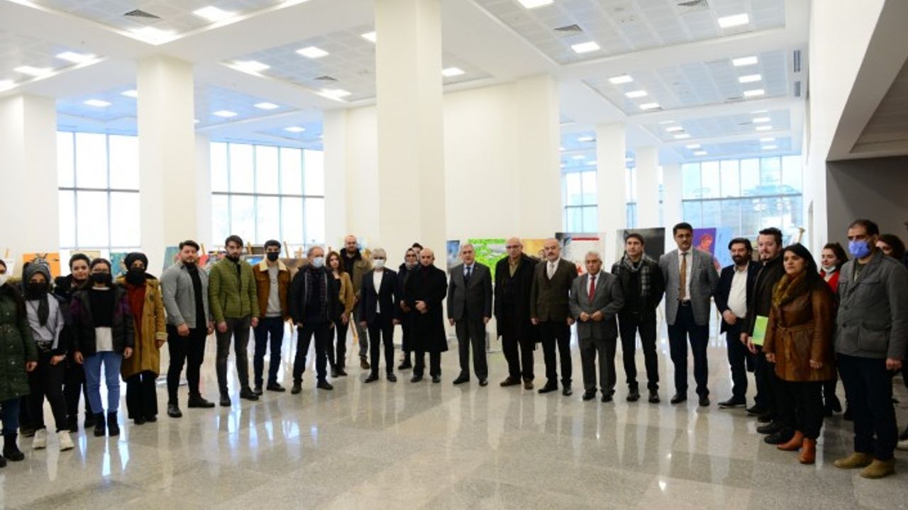 17. Üniversite Öğrencileri İçin Resim Yarışması Sergisi Açılışı Gerçekleştirildi