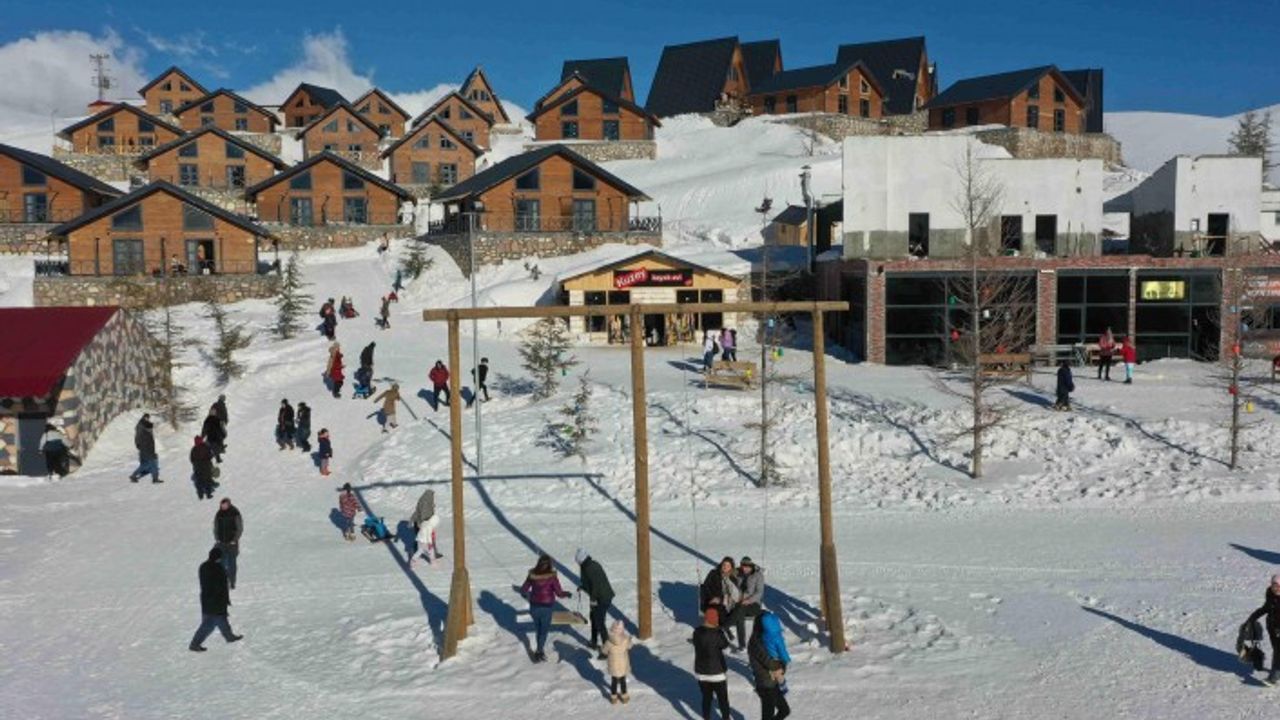 Yedikuyular Kayak Merkezi Hafta Sonu Doldu Taştı