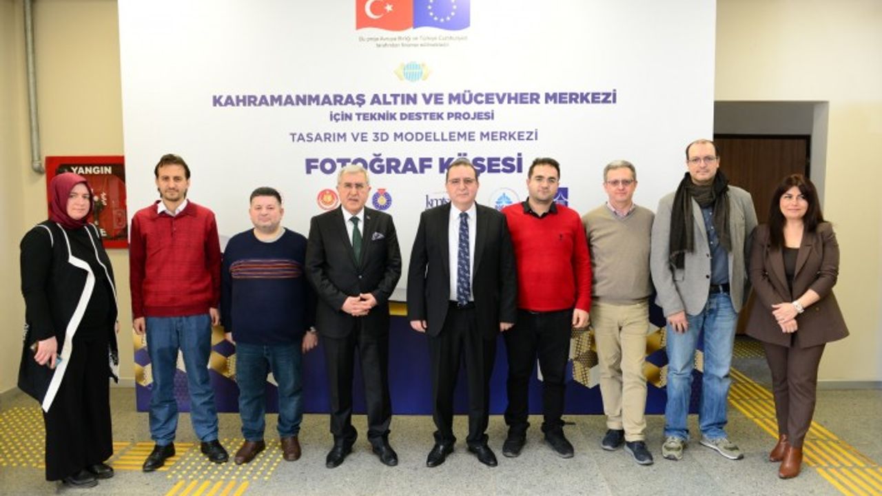 KSÜ Tasarım ve 3D Modelleme Merkezinde Kahramanmaraşlı Kuyumculara Tasarım Eğitimi Veriliyor