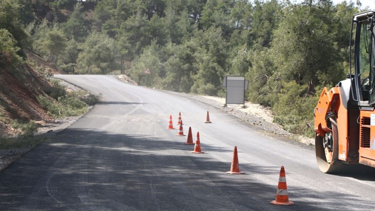 Kılavuzlu – Sarıçukur Grup Yolu Yenileniyor