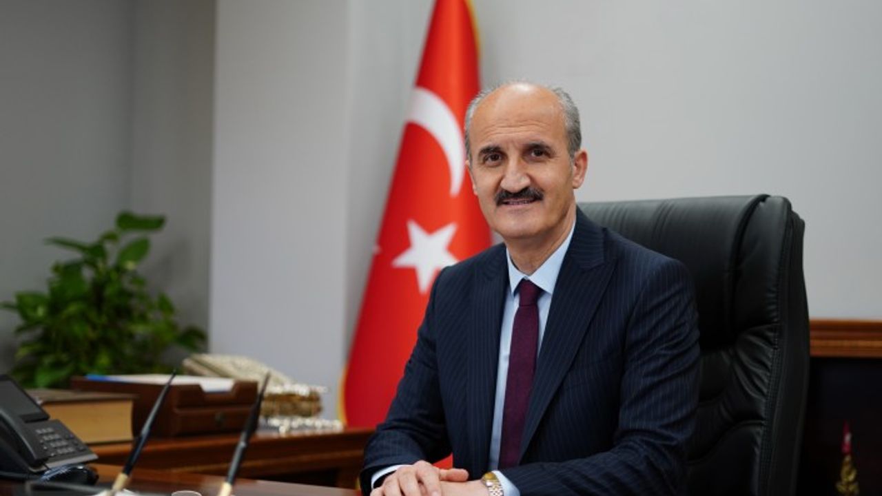 BAŞKAN OKAY’IN OTİZM FARKINDALIK GÜNÜ MESAJI
