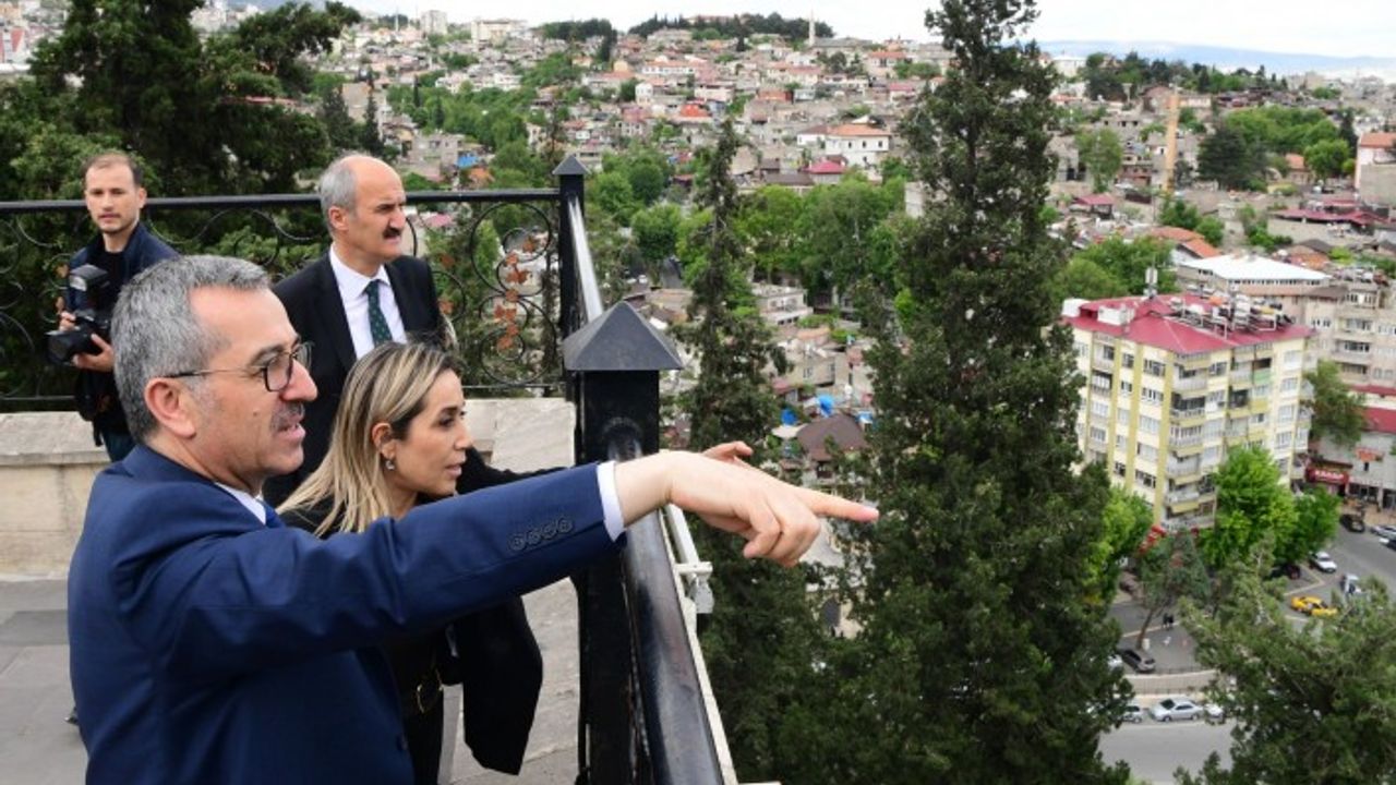 Şehrin Tarihi ve Turizm Alanları Ziyaret Edildi