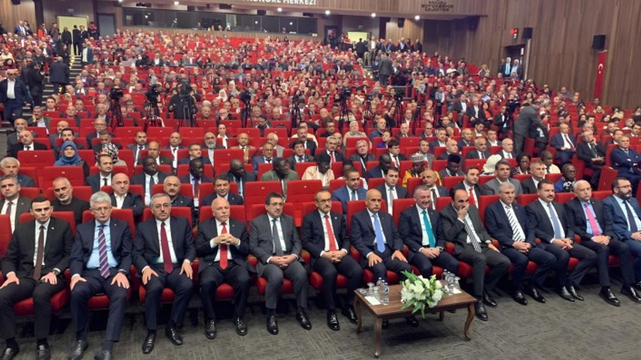 Başkan Güngör, 2’nci Yerel Yönetimler ve Tarım Çalıştayı’na Katıldı
