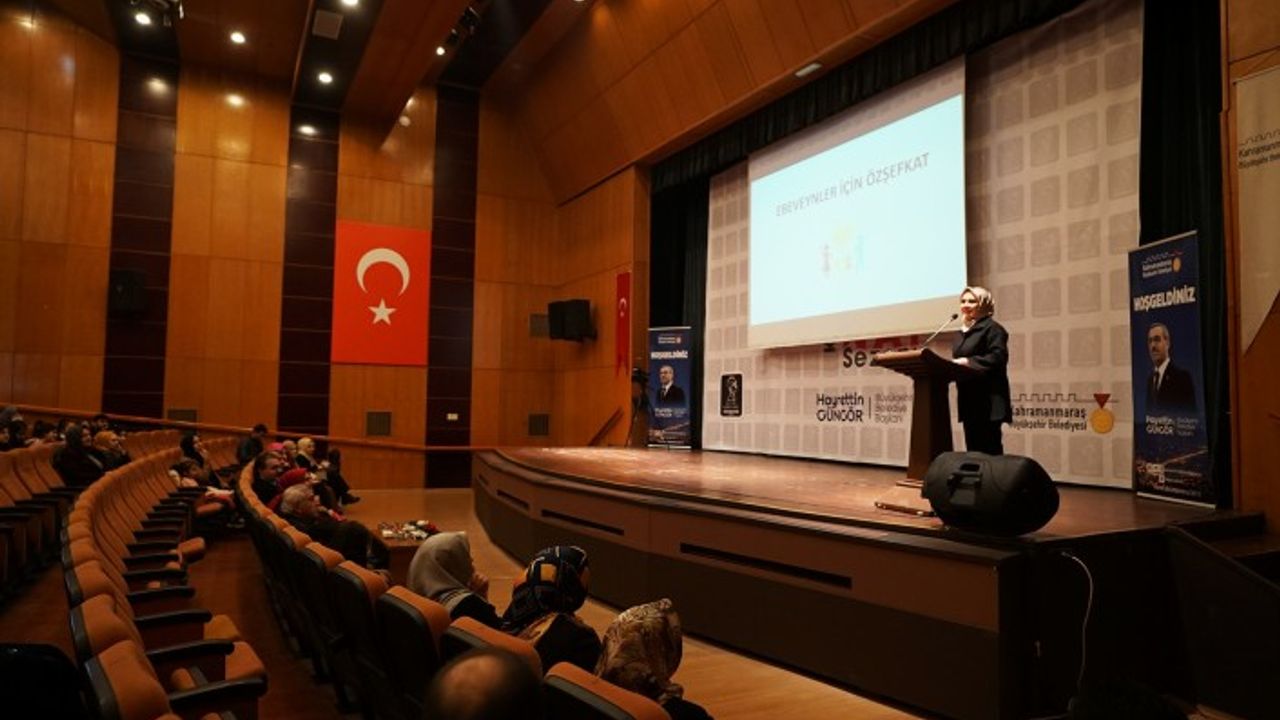 Yazar Kılıç: “Ebeveynler Önce Kendine Şefkat Göstermeli”