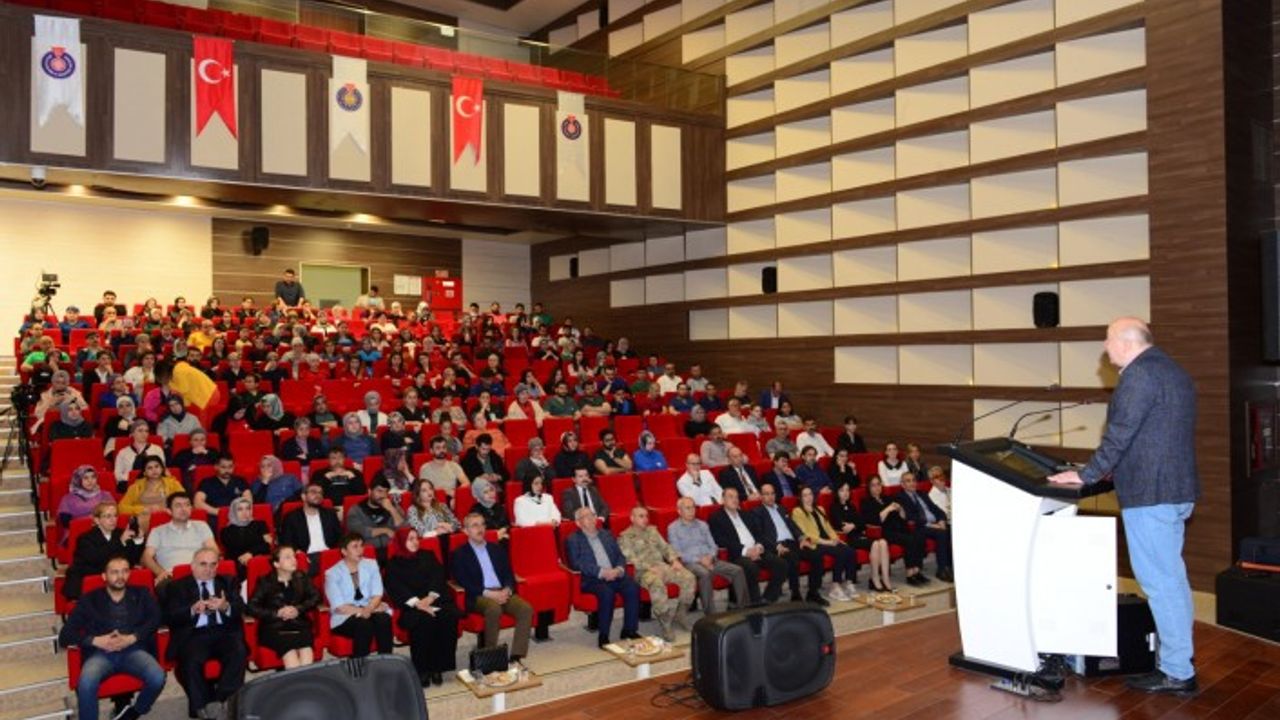 KSÜ, 12 Mayıs Hemşireler Gününde Depremde Hayatını Kaybeden Sağlık Çalışanlarını Unutmadı
