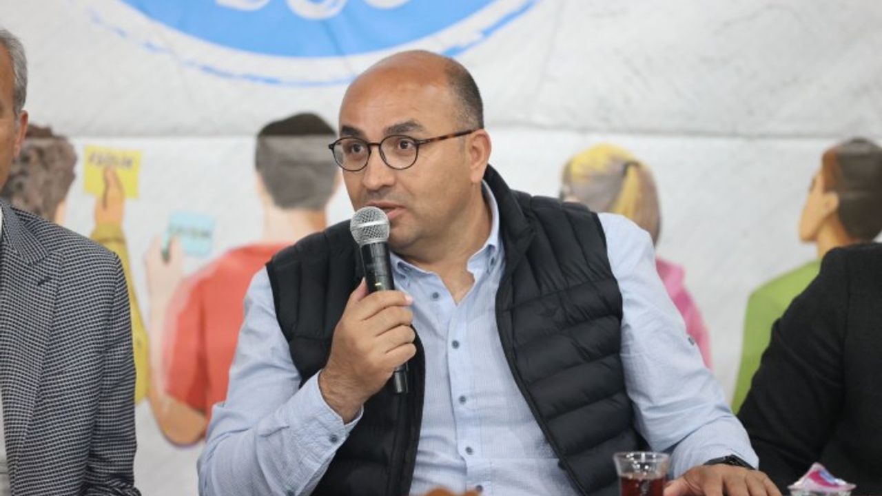 Milletvekili Adayı Şahin, “Babacan’ı Dışarıdan İzleyen Avrupa Birliği Temsilcisi Zanneder”