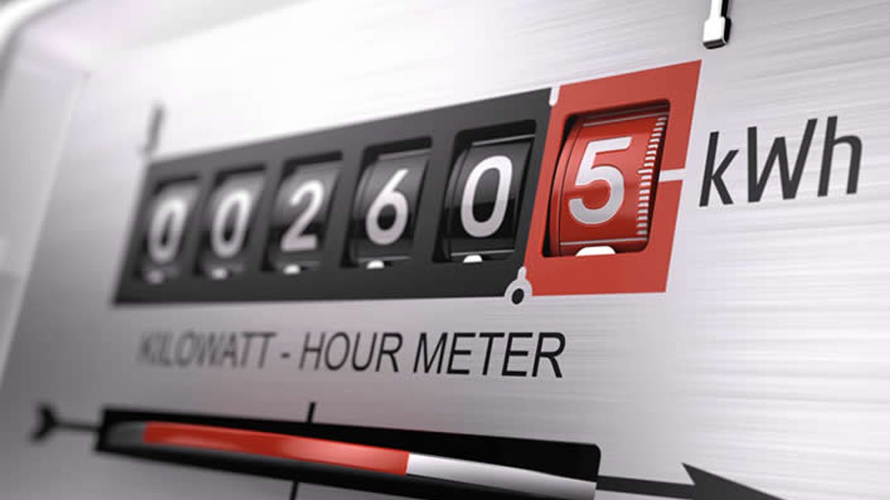 Bir iyi bir kötü haber: Elektrik zamları için tarih verildi!