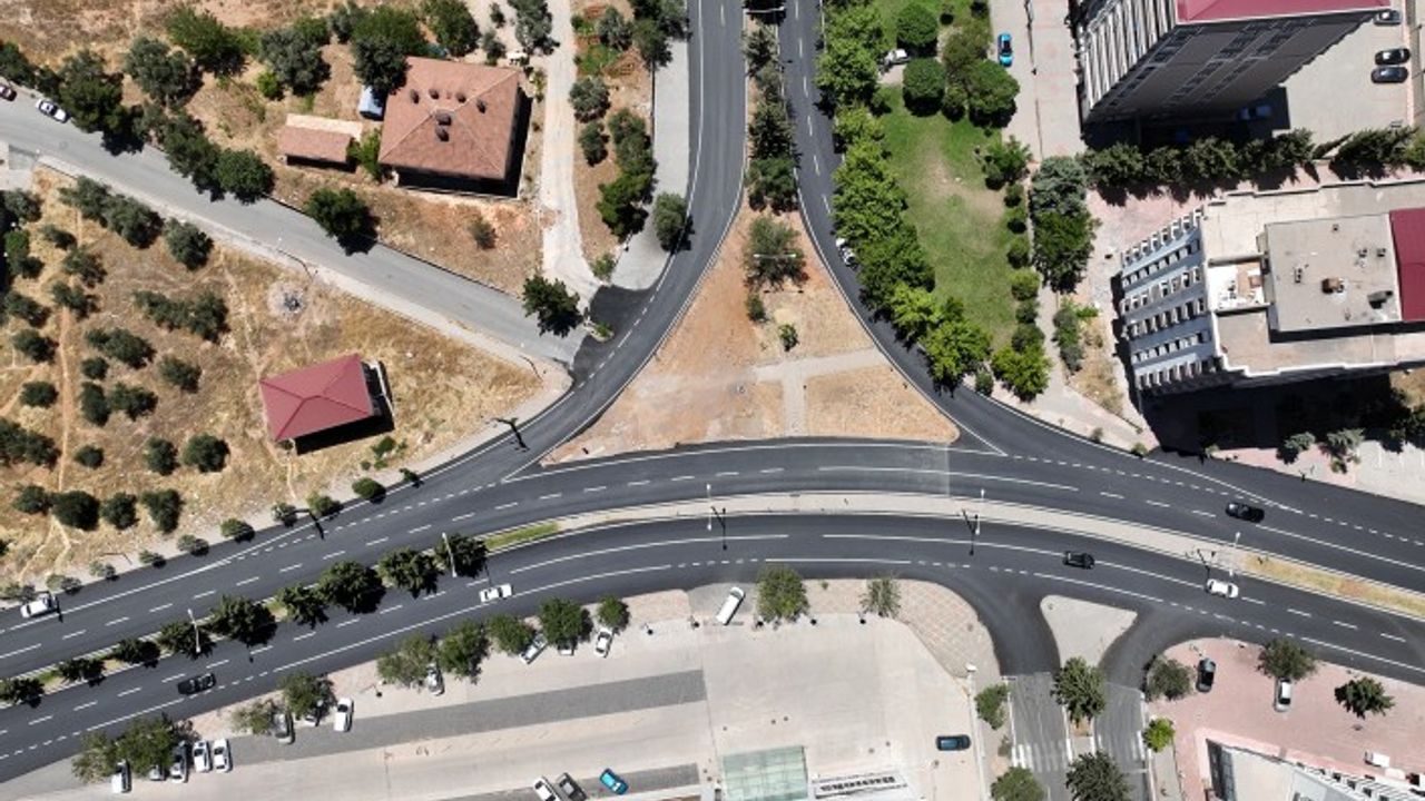 Kahramanmaraş'ta asfalt çalışması devam ediyor!