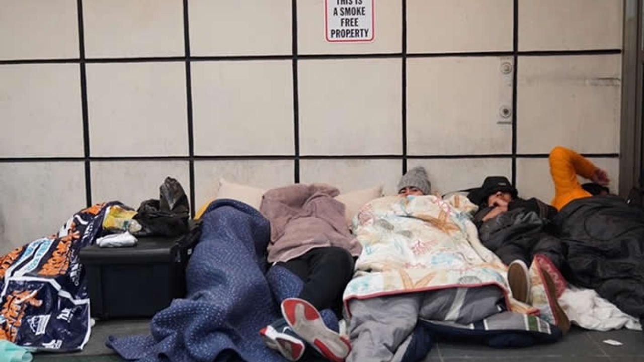 New York'un göçmen sorunu büyüyor: Sokağa atılacaklar!