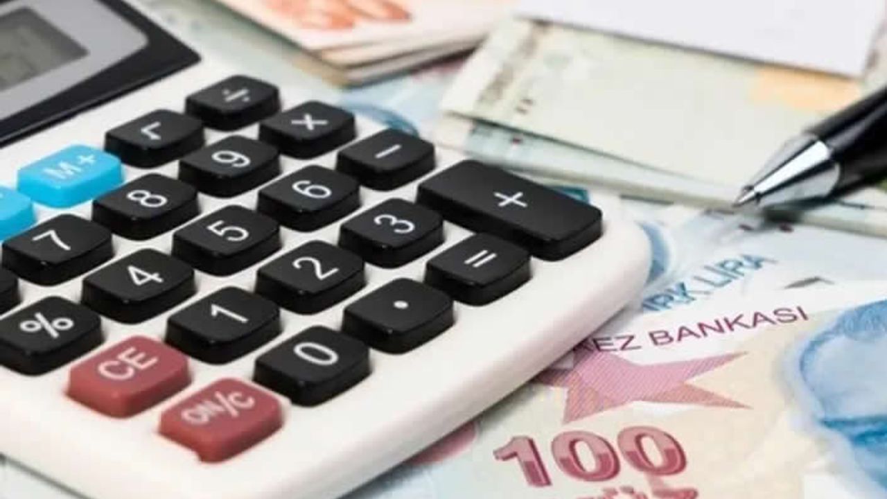 Vatandaşların borçları tırmanıyor: Kredi kartı ve kredi faizleri rekor seviyede