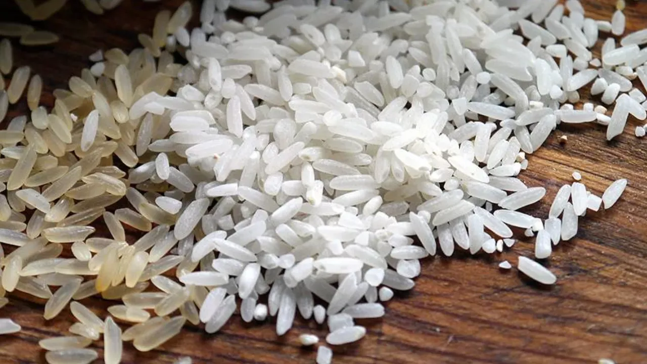 Evde böceklenen pirinç sorununu çözmek için işte pratik çözümler!