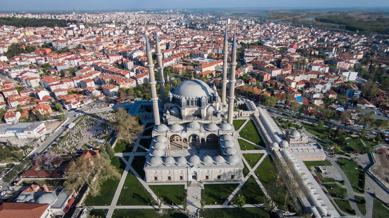 Edirne'nin Doğal Harikalarıyla Buluşun: İşte şehrin en zengin ve en elit ilçesi