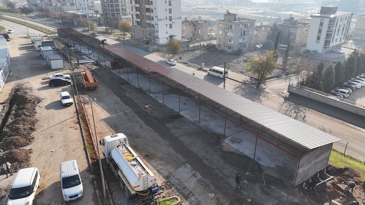 Şazibey Halk Pazarı'na yepyeni bir çehre: 31 modern iş yeri yolda!