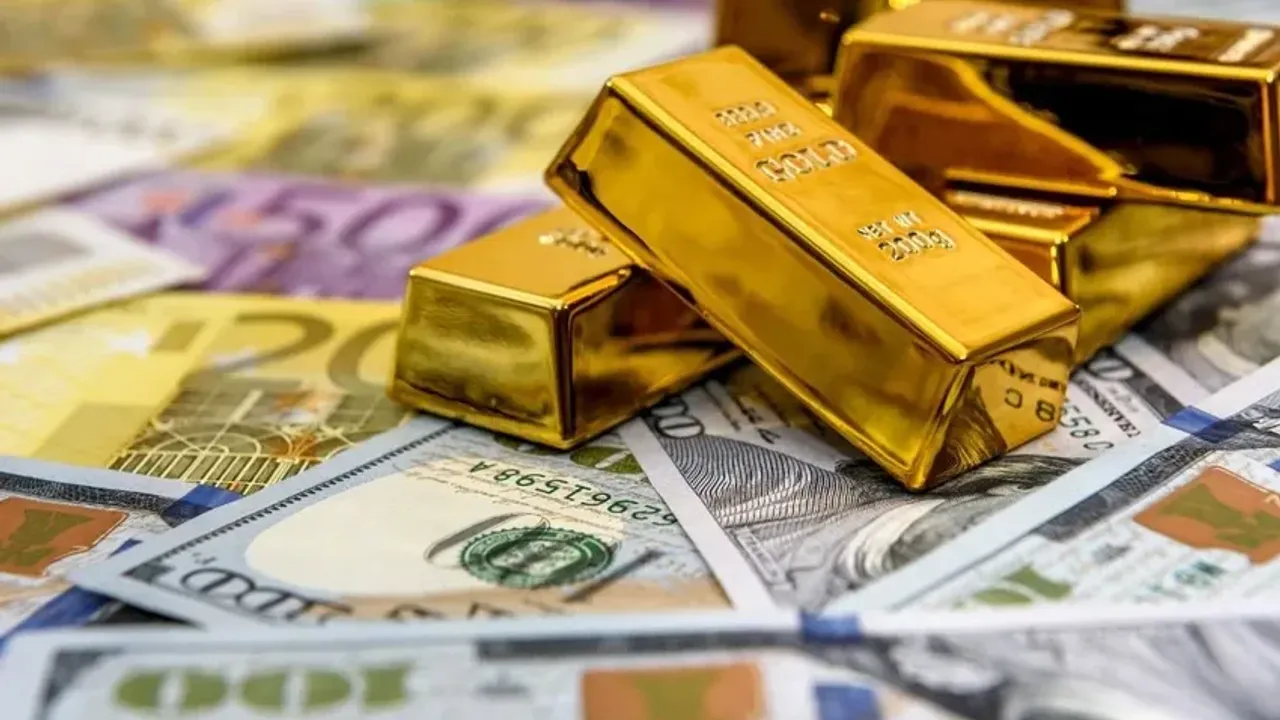 Dövizde zirve; dolar ve euro yükselişte, altın değer kaybetti