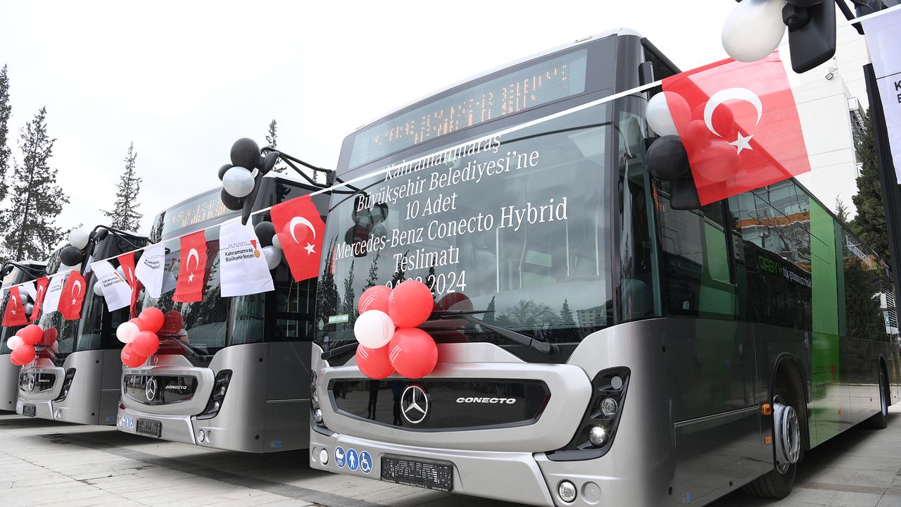 Büyükşehir, Toplu Taşıma Filosuna 10 Yeni Hibrit Otobüs Kazandırdı