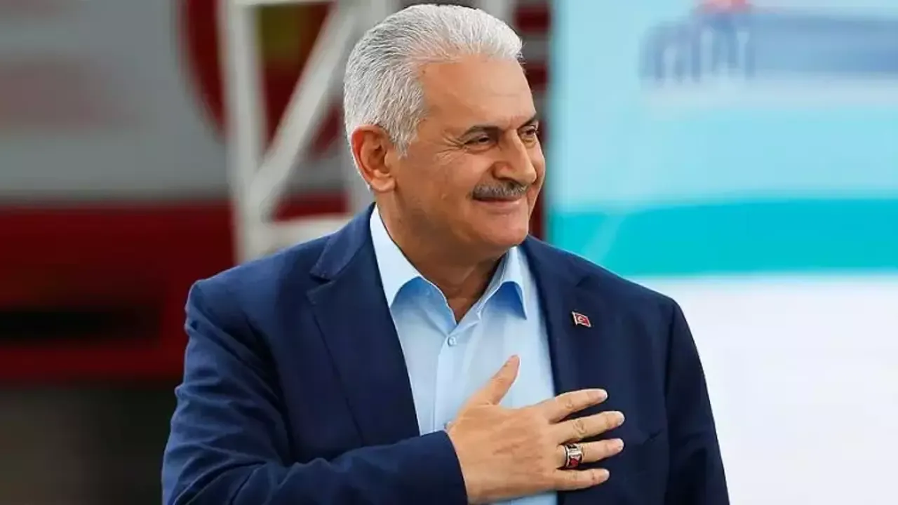 Binali Yıldırım kimdir? Siyasetin değişmez isminin hayatı