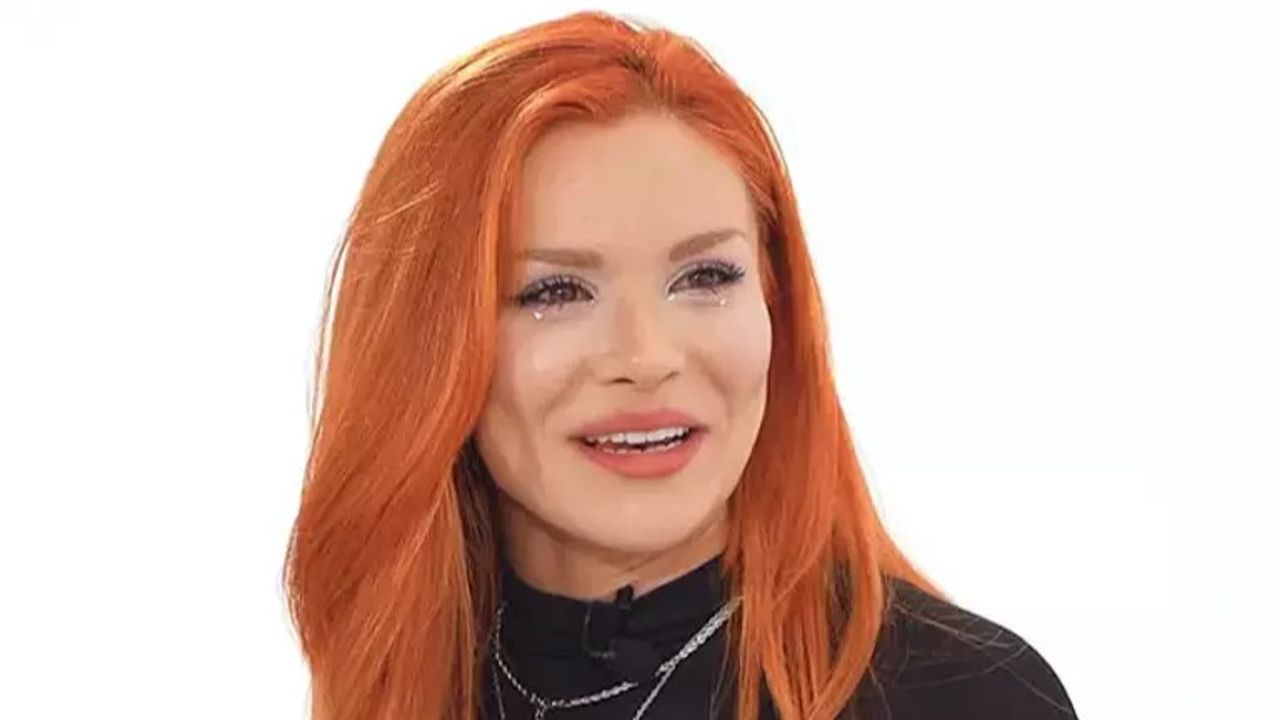 Feride Hilal Akın kimdir? Dizi ve müzik kariyeri