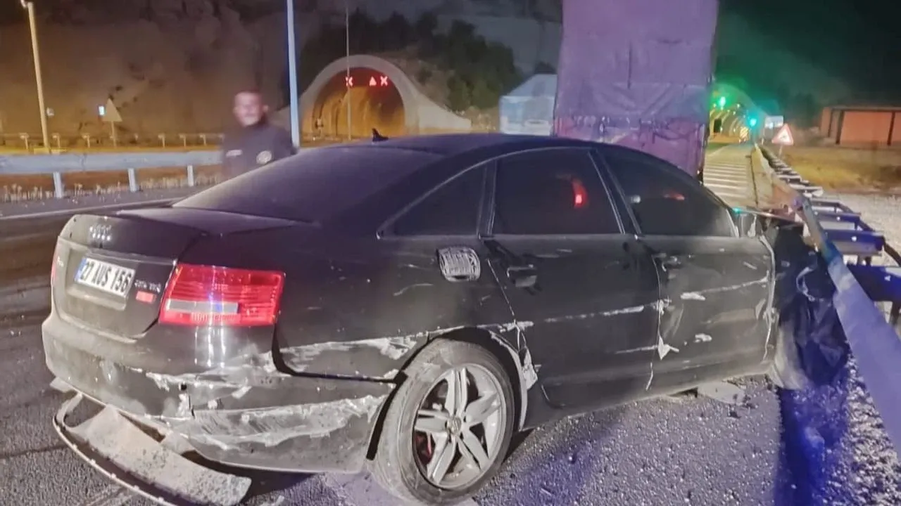 Kahramanmaraş'ta kontrolünü kaybetti, bariyerlere girdi!