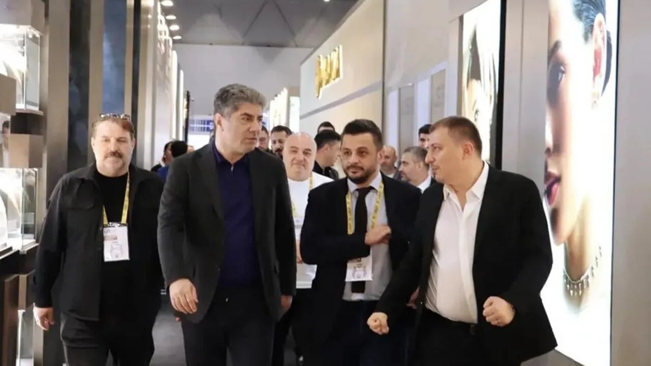 Aras Bağ kimdir? Hakan Safi’nin listesindeki Aras Bağ’ın serveti gündem oldu