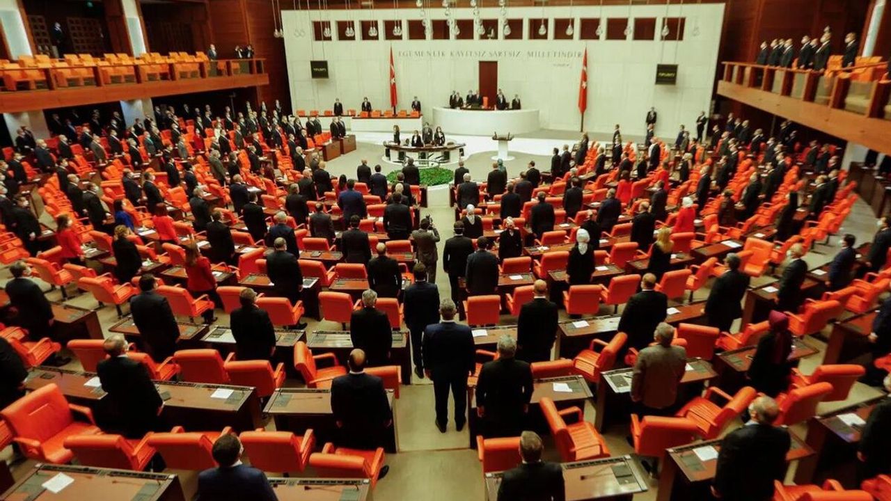 TBMM Yeni Yasama Yılına Başlıyor: Gündemde Hangi Başlıklar Var?