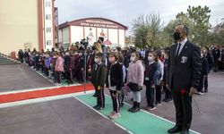 SANKO OKULLARI BÜYÜK ÖNDER’İ SAYGI, SEVGİ VE ÖZLEMLE ANDI