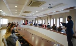 Üniversitemiz İdari Personeline; Yunus Emre, Ahi Evran, Hacı Bektaş Veli ve Mehmet Akif Ersoy Seminerleri Verildi