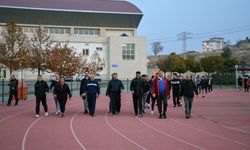 Üniversitemiz Personel ve Öğrencileri Daha Sağlıklı Bir Yaşam İçin Yürüyor