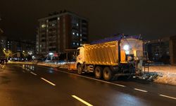 Büyükşehir Ekipleri Kar Nöbetinde
