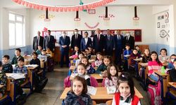 Başkan Güngör Minik Öğrencilerle Buluştu