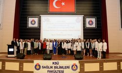 Üniversitemizde Fizyoterapistler Günü Etkinliği ve Beyaz önlük Giyme Töreni Gerçekleştirildi