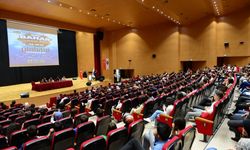 Pinhani Müzik Grubu Söyleşi Programında Üniversitemiz Öğrencileriyle Bir Araya Geldi