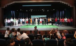 Büyükşehir’in Tiyatrosu Gaziantepli Çocuklarla Buluştu
