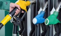 Akaryakıt ürünlerine ardı ardına zamlar: Benzin ve motorin rekor seviyede