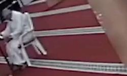 Müezzin Kur'an tilaveti yaparken hayatını kaybetti