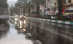 Kahramanmaraş'ta yazın son sürprizi: Aniden bastıran sağanak yağış!