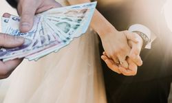 Evlilik hayali kuranlara umut: 150 bin TL'lik faizsiz kredi yolda