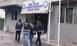 Dünyanın her yerinde aranan şüpheli İzmir'de kıskıvrak yakalandı