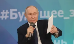 Rusya'da Nüfus Artışı İçin Putin'den Çağrı: En Az 3 Çocuk!