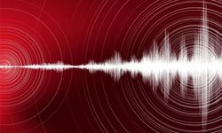 Çanakkale'de deprem: Çevre kentler de sallandı!