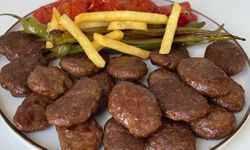 Köftelerinizi daha lezzetli yapacak inanılmaz yöntemler! Lokum gibi olacak! Herkes usta olacak