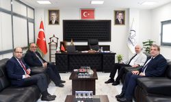 KSÜ Rektörü Yasım'dan Başkan Akpınar'a "hayırlı olsun" ziyareti