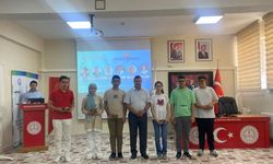 Kahramanmaraş'ta LGS'de tam puan alan öğrenciler ödüllendirildi