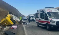 Erzincan’da Tır ve Otomobil Çarpıştı: 4 Ölü, 2 Yaralı!