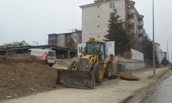 Kahramanmaraş'ta iş makinesi doğalgaz borusunu deldi, büyük korku yaşandı