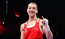 Buse Naz Çakıroğlu: Türk kadın boksunun yıldızı