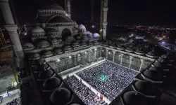Ramazan'da Teravih Namazı: Kaç Rekat, Ne Kadar Sürer ve Nasıl Kılınır?