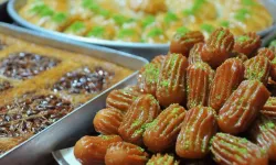 Bayramda tatlı çilesi! Fiyatlar el yakıyor