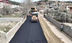 Büyükşehir Belediyesi'nden Türkoğlu’nda yol yatırımı