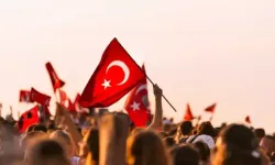 19 Mayıs'ta okullar ve resmi kurumlar tatil mi? 2025 detayları belli oldu