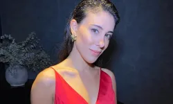 Çift Kişilik Oda dizisinin Melike’si Hivda Zizan Alp kimdir ve aslen nereli? Oyuncuyla ilgili merak edilenler burada